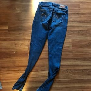 Levi skinny jeans!